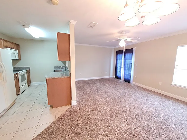 803 Majestic Dr — Photo 11