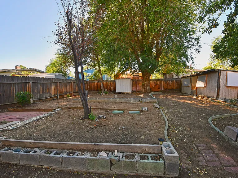1339 Faland Way — Photo 24