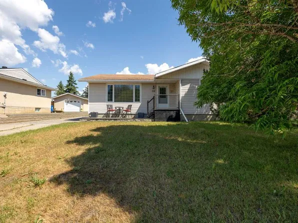 116 N Rowan St, Wood Buffalo, AB T9H 2Y5