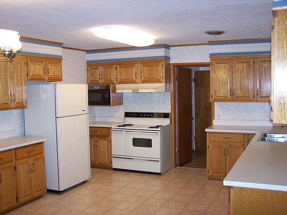 5th image of 4315 9th Ave