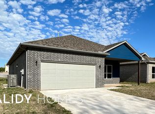 625 Remington Ave, Jones, OK 73049