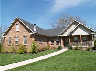 1043 Diamond Brook Dr, Richmond, KY 40475
