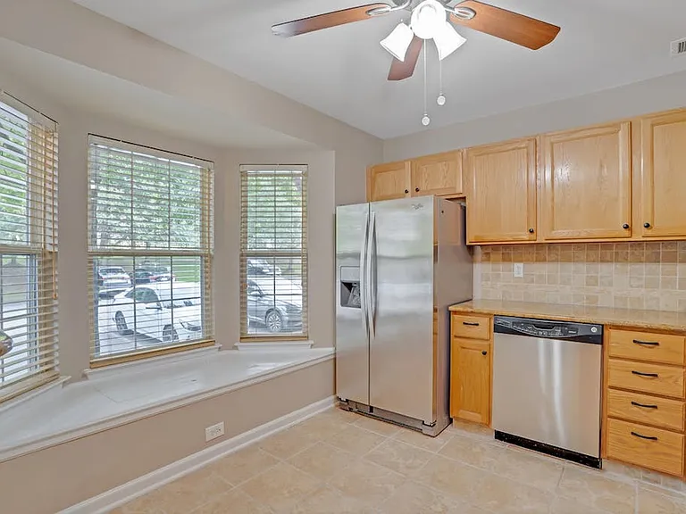 2269 Nash Ct — Photo 12
