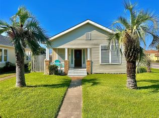 4202 Avenue T 1/2, Galveston, TX 77550