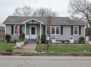 9512 Lyles Ln, Lyles, TN 37098