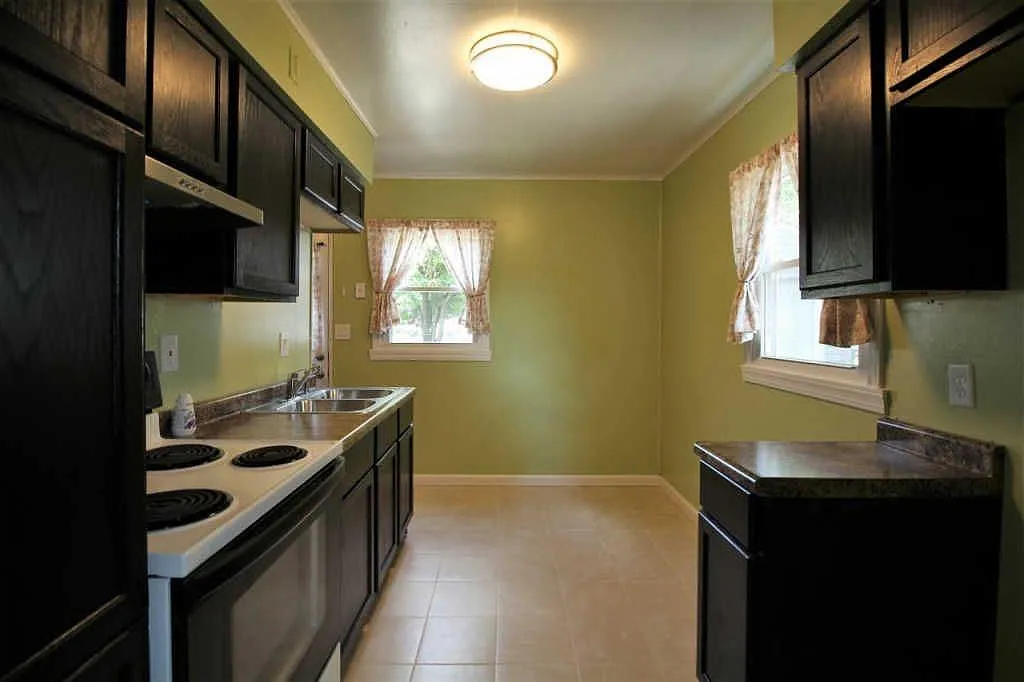 Building Photo - 3004 Longlois Dr