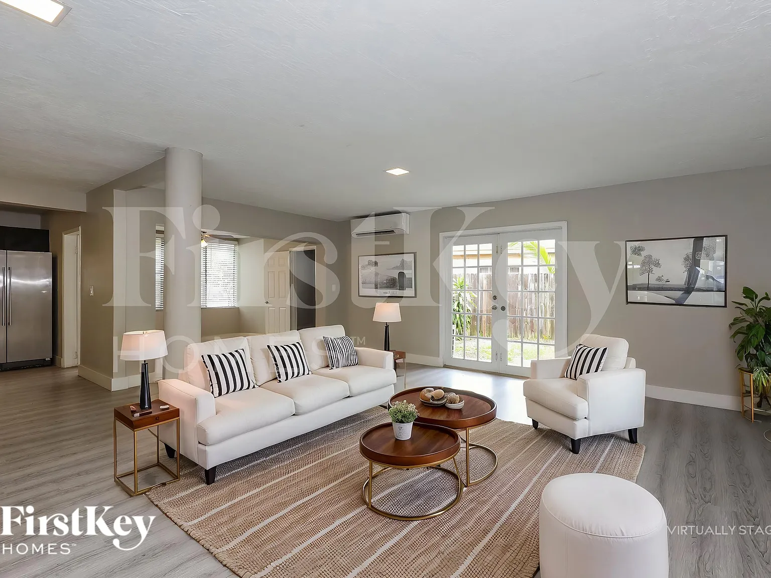 4 bed, 2.0 bath, 1825 sqft, $3,420 — Photo 3