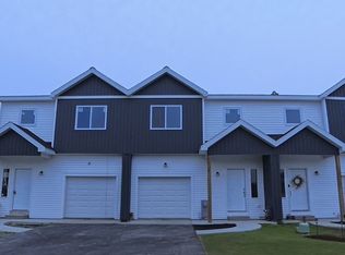 15 Giovanni Ct, Troy, NY 12180