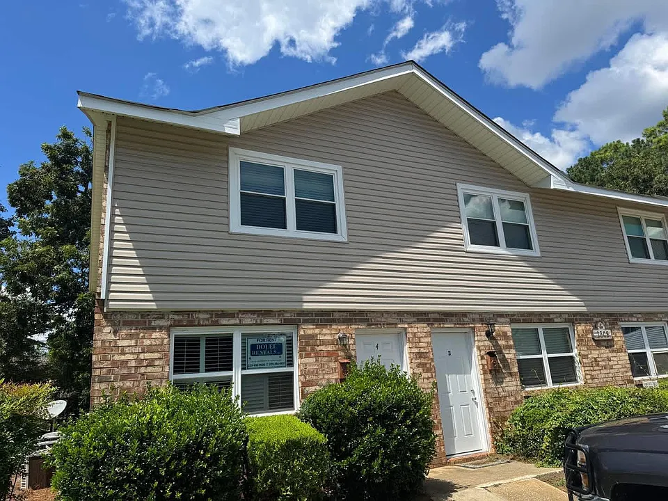 2508 Redwood Ct #4