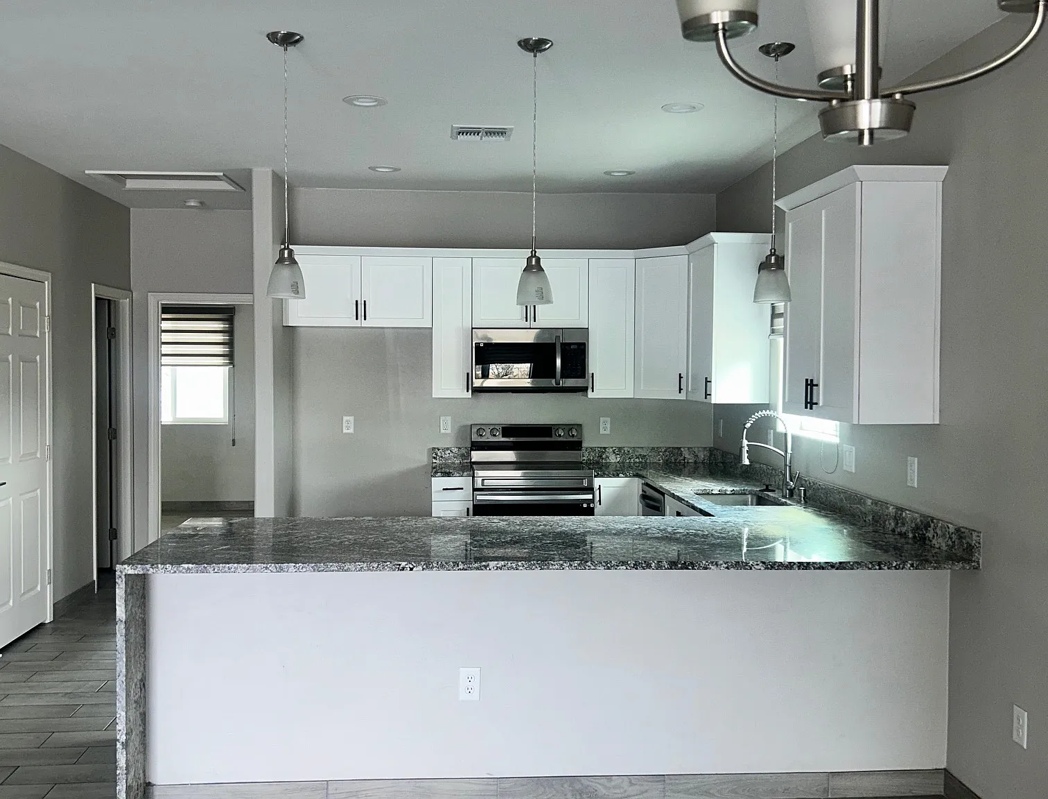 1848 Silver Court - 1 — Photo 2