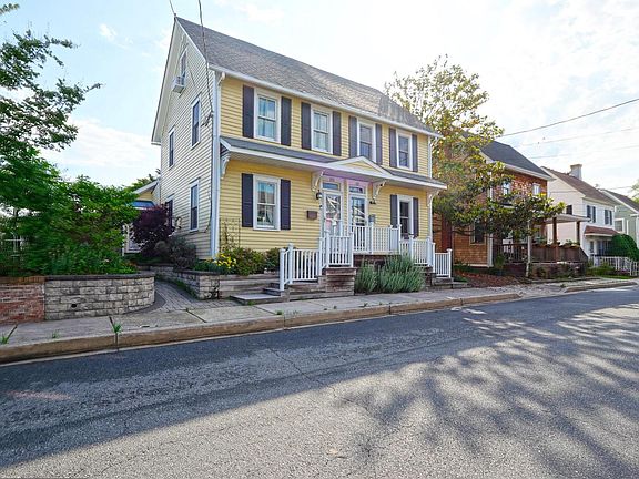 2nd image of 111 McFee St