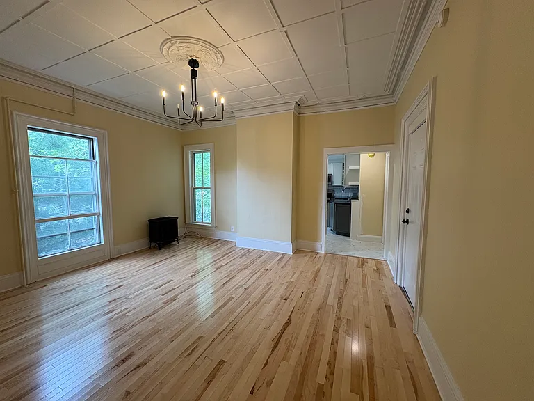 147 Pleasant Ave #3 — Photo 8