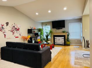 3 Juniper Ct APT 127, Clifton, NJ 07014