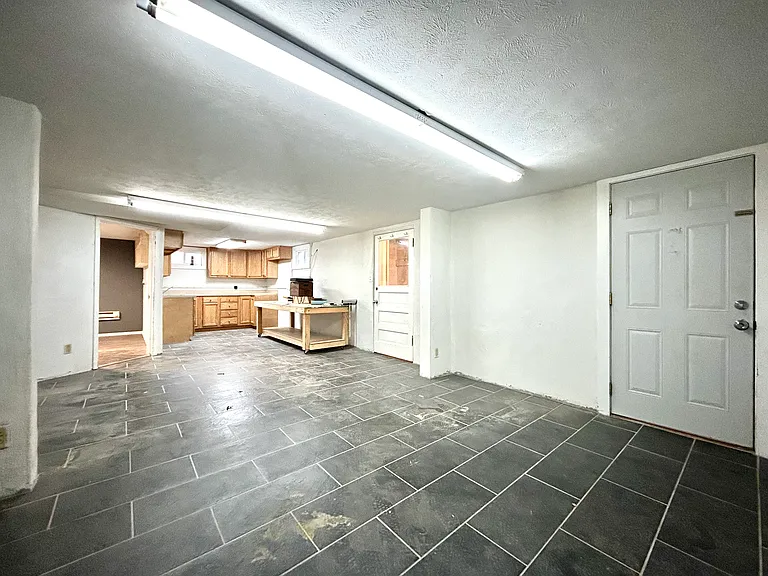 922 Saunders Ave #2 — Photo 1