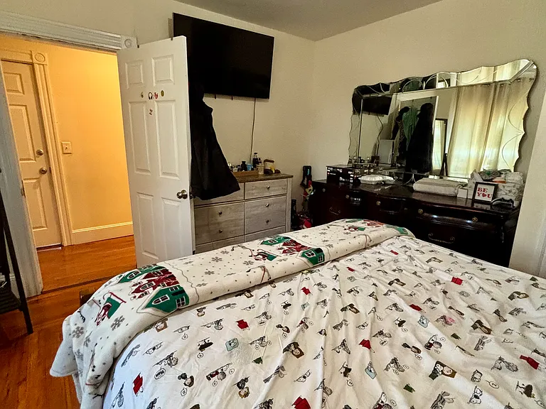 757 Summer St #2 — Photo 12