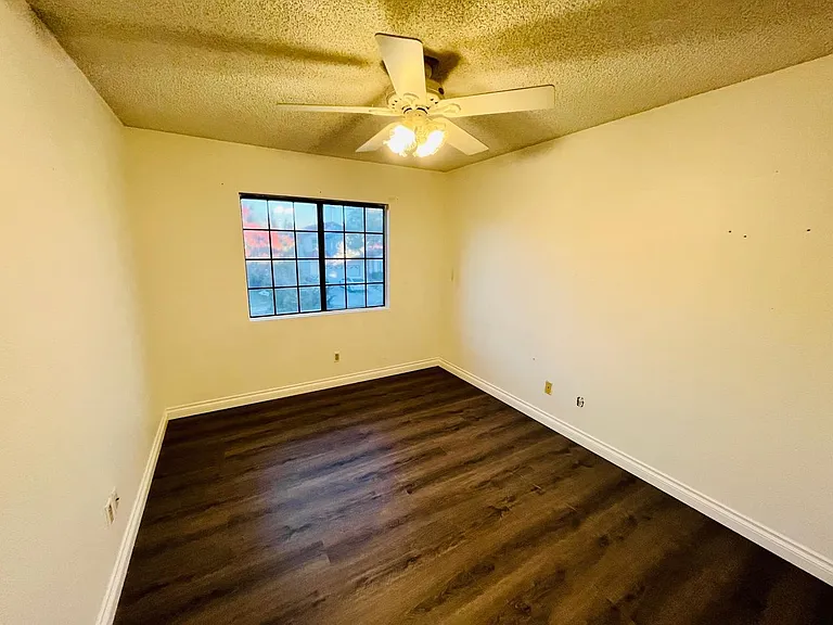 44339 Fenner Ave — Photo 15