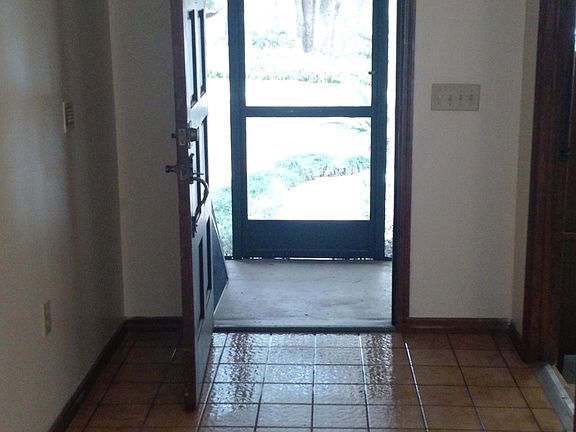 Entry Foyer