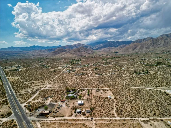 1 Polaris Way, Morongo Valley, CA 92256