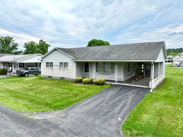 124 Vine St, Middleburg, PA 17842