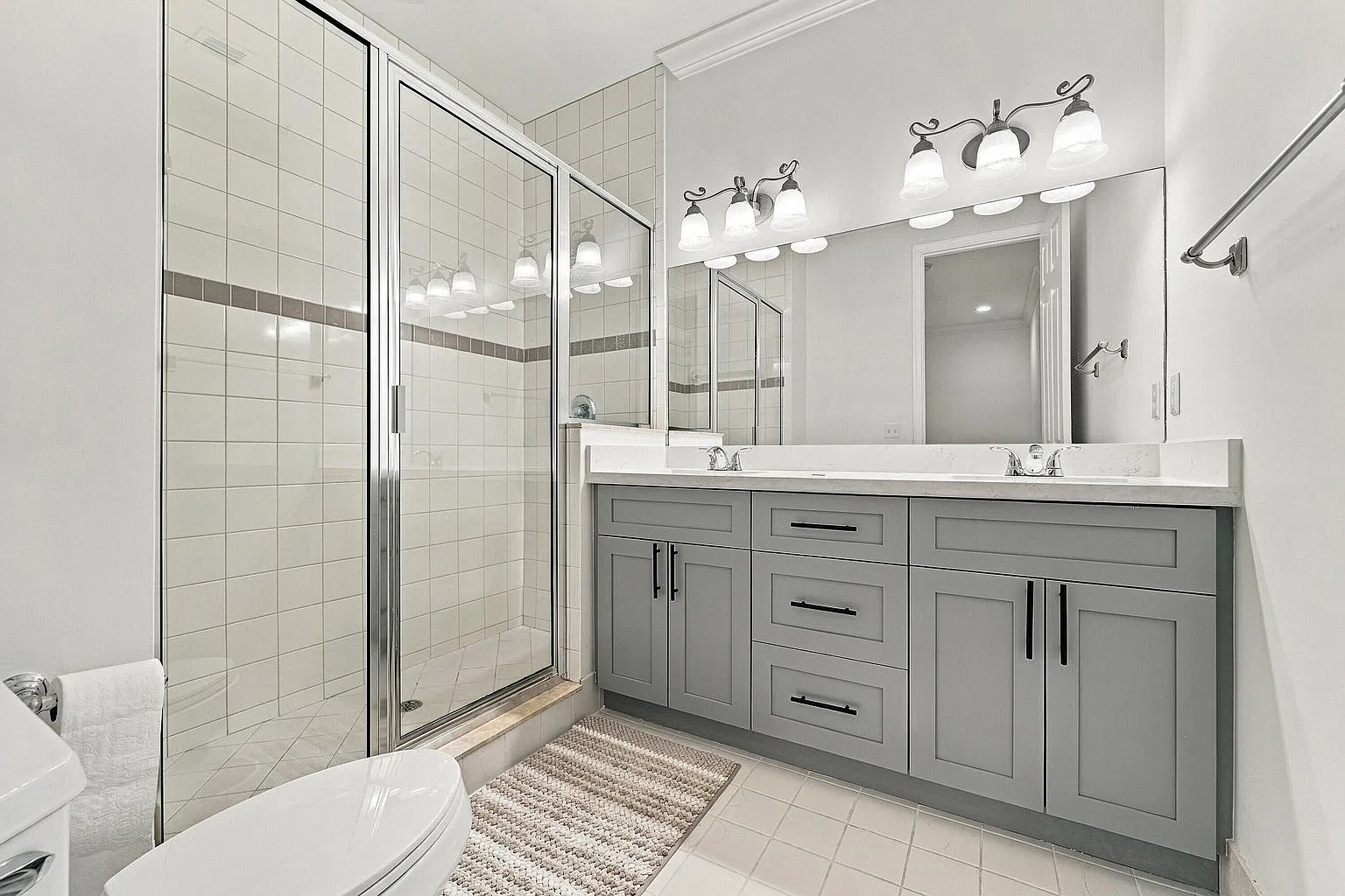3 bed, 2109 sqft, $3,900 — Photo 4
