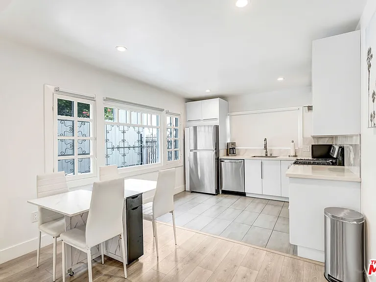 6145 Carlos Ave — Photo 9