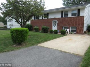 8517 Locust Grove Dr, Laurel, MD 20707