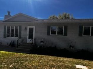 217 W Adams St, Caledonia, MN 55921