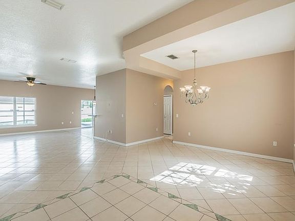 5th image of 2618 Dunraven Ct