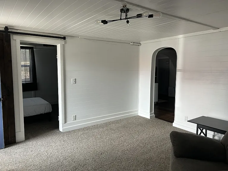 1015 Pine Ave #1 — Photo 14