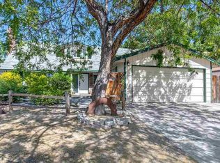 7220 Stonehouse Cir, Reno, NV 89511