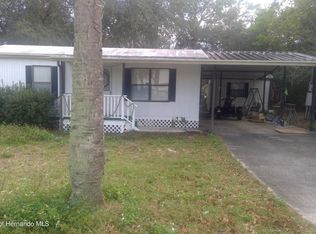 7114 Moorhaven St, Weeki Wachee, FL 34613