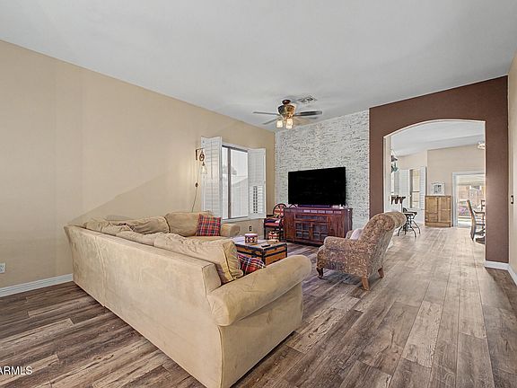 4th image of 444 S GIBSON Street