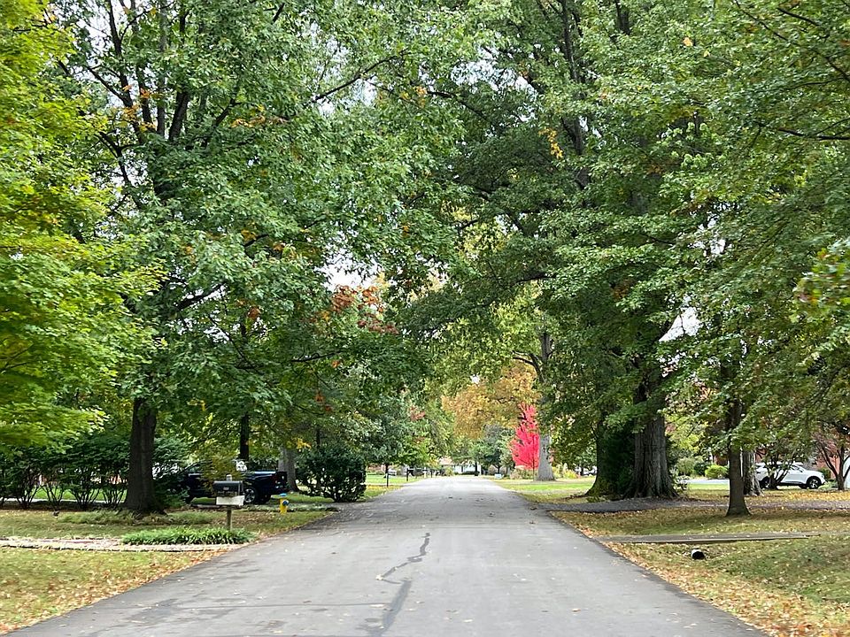8609 Charing Cross Rd, Bellemeade, KY 40222 Zillow