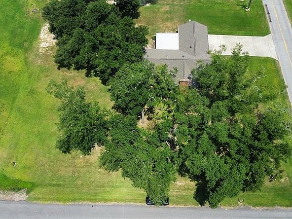 5th image of 460 Gateway Dr