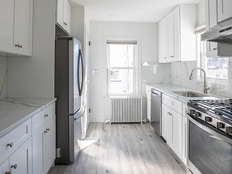 31 Spring Valley Ave — Photo 21