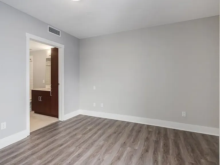 2160 Paliswood Rd SW — Photo 33