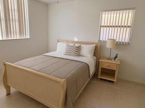 2nd image of 2850 Somerset Drive #208