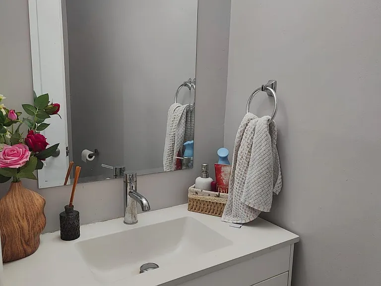 73 Greene Dr — Photo 14