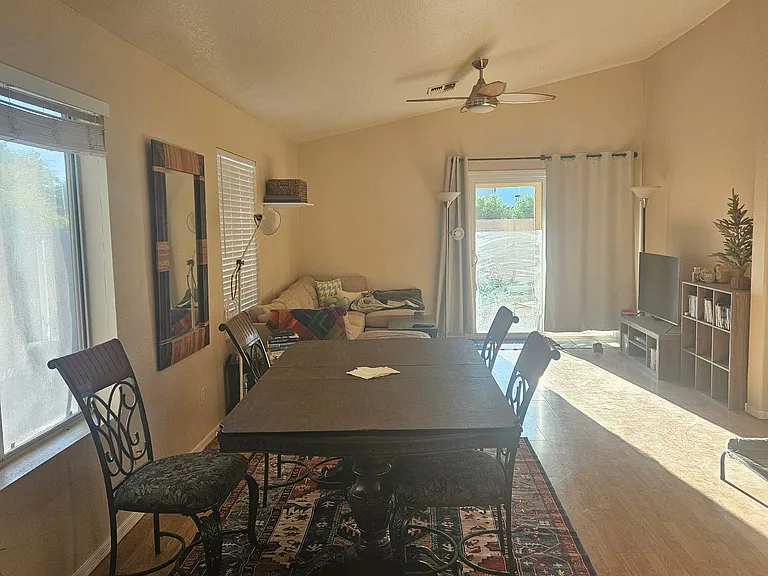 4636 W Laredo St — Photo 15