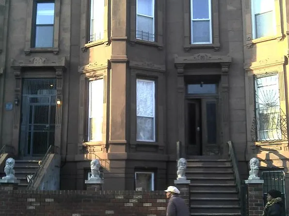497 Madison St, Brooklyn, NY 11221