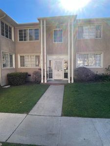 4072 Hillcrest Dr APT C, Los Angeles, CA, 90008