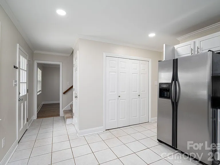100 Cabell Way — Photo 11