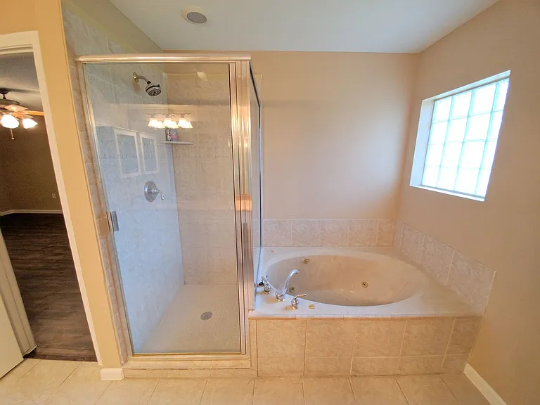 19222 Hikers Trail Dr — Photo 15