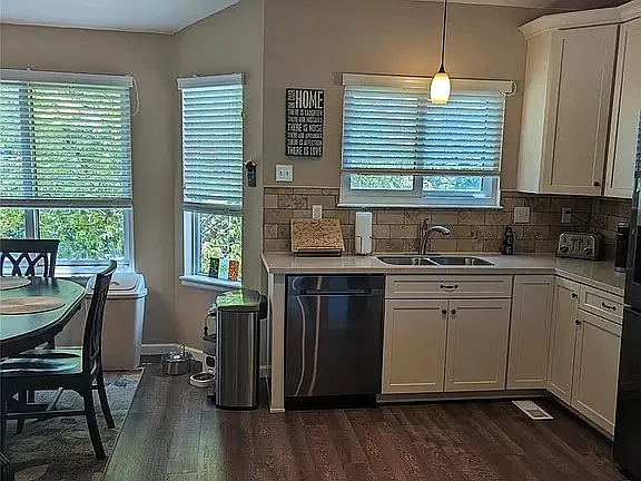 1572 Northridge Dr — Photo 8