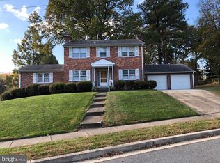 3608 University Dr, Fairfax, VA 22030