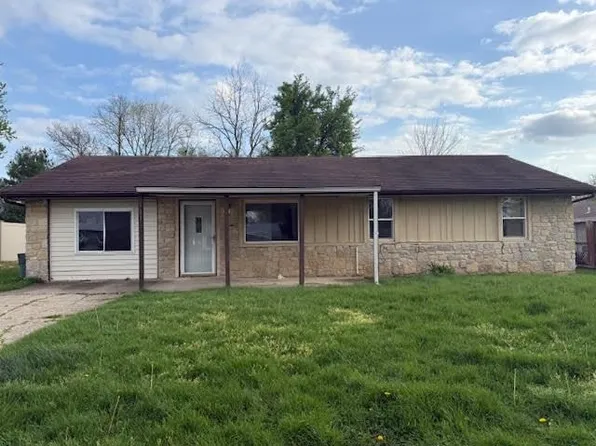 311 E South St, Centerville, IN 47330