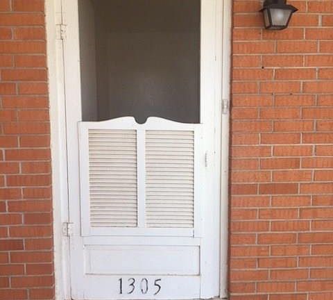 2nd image of 1305 Sunset Dr