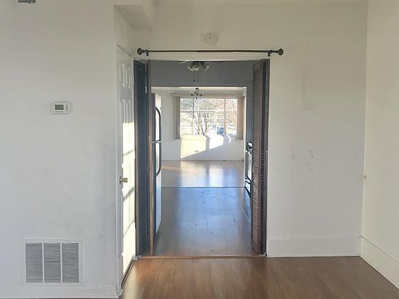 5th image of 1301 N 23rd Ave #2