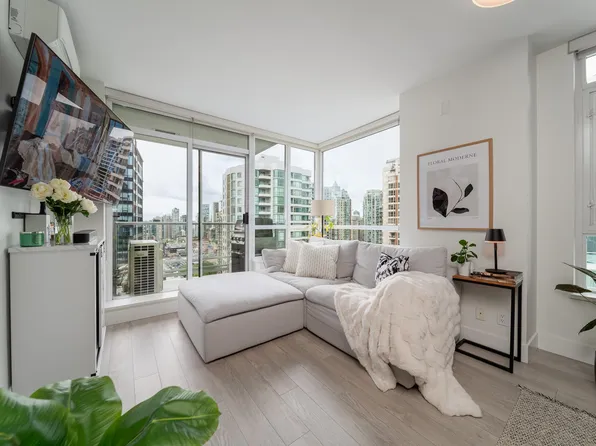 821 Cambie St #1908, Vancouver, BC V6B 0E3