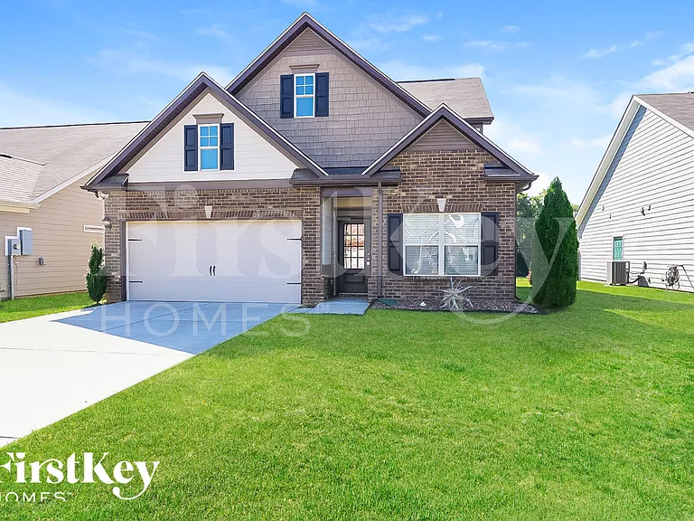 908 Carnation Dr — Photo 1